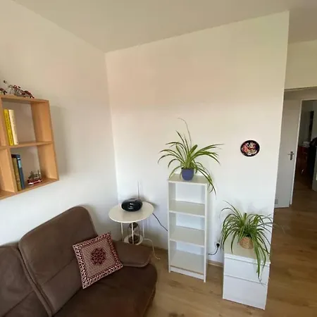 Auf Einen Blick - Gemutliches Zimmer In Der Geteilten Eines Freundlichen Paares Апартаменты *